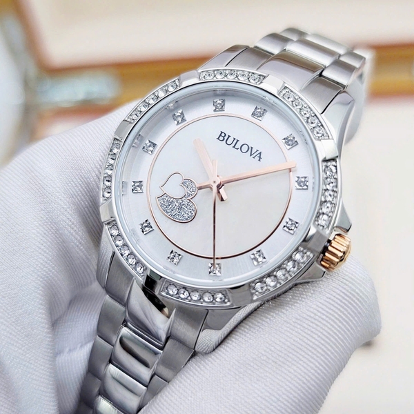 Bulova Quartz 98L232