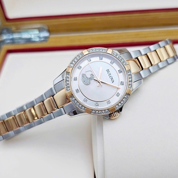 Bulova Quartz 98L233