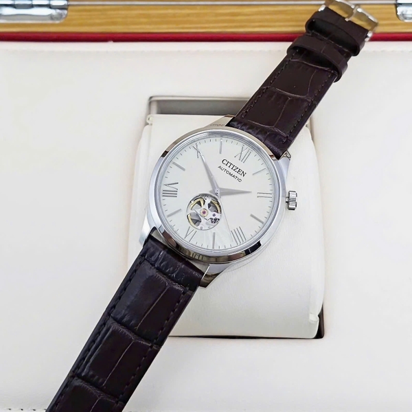 Citizen Automatic Open Heart NH9130-17A Dây Da Nâu Mặt Beige