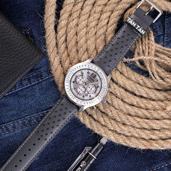 Citizen Quartz Eco-drive Chronograph CA4500-24H 