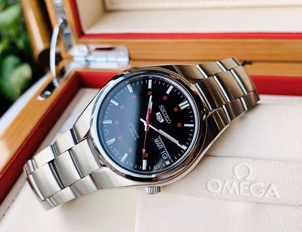 Seiko 5 Automatic SNK617