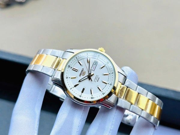 Seiko 5 Automatic SNKP14
