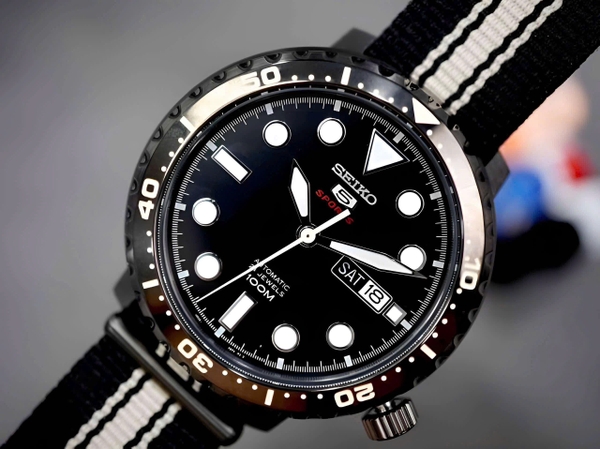  Seiko 5 Automatic Sports SRPC67K1