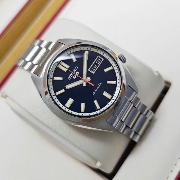  Seiko 5 Automatic Sports SRPK87K1