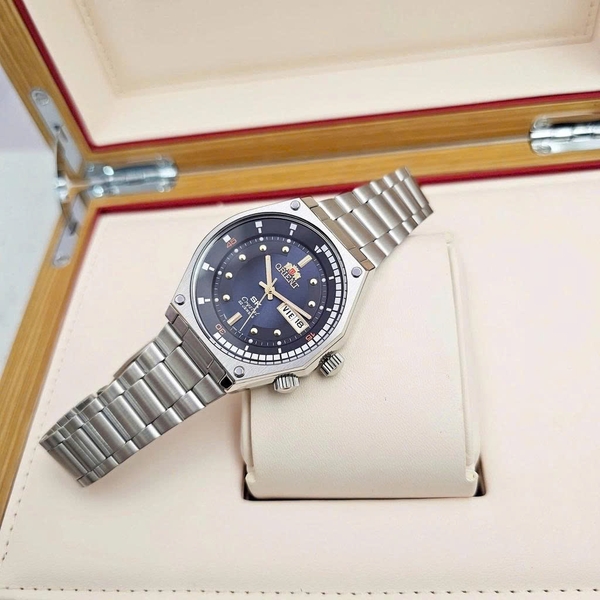 Orient Automatic SK Xanh RA-AA0B03L19B ( RA-AA0B03L ) ( RA-AA0B03L39B )