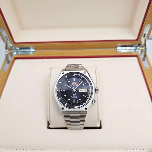 Orient Automatic SK Xanh RA-AA0B03L19B ( RA-AA0B03L ) ( RA-AA0B03L39B )