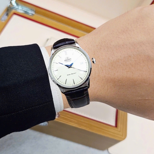  Orient Automatic Classic Bambino RA-AC0M04Y30B ( RA-AC0M04Y ) ( RA-AC0M04Y10B ) Dây Da Nâu Mặt Trắng Ngà