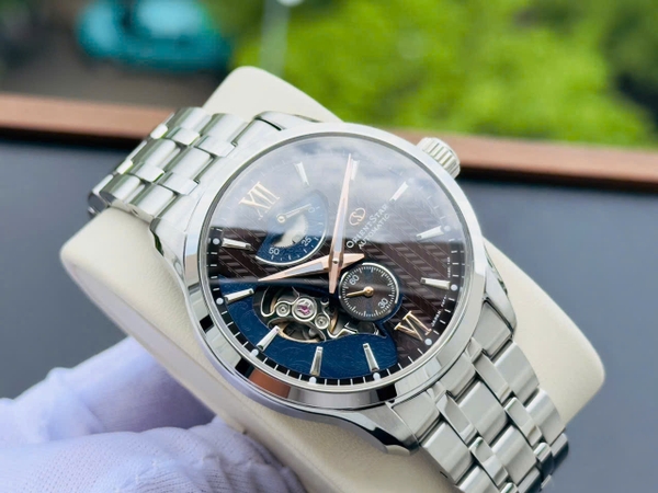 Orient Star Automatic Contemporary Layered Open Heart RE-AV0B02Y00B Dây Thép Mặt Nâu