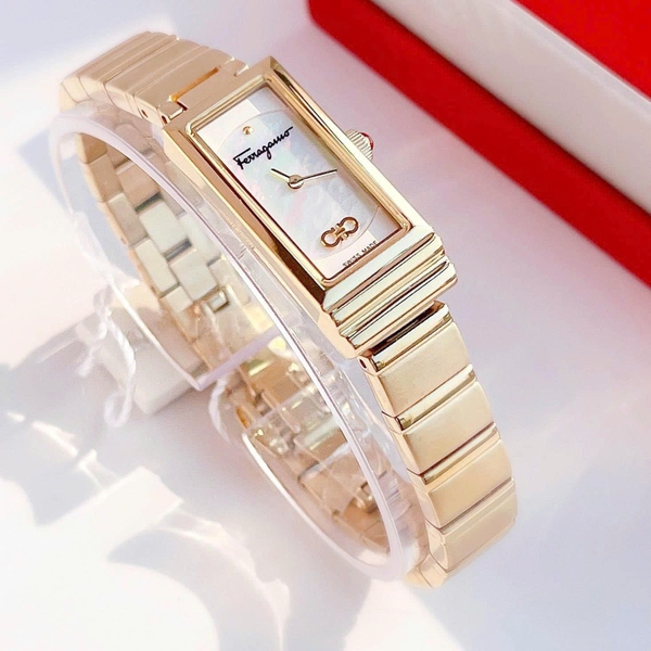 Salvatore Ferragamo Quartz Essential SFMK00522