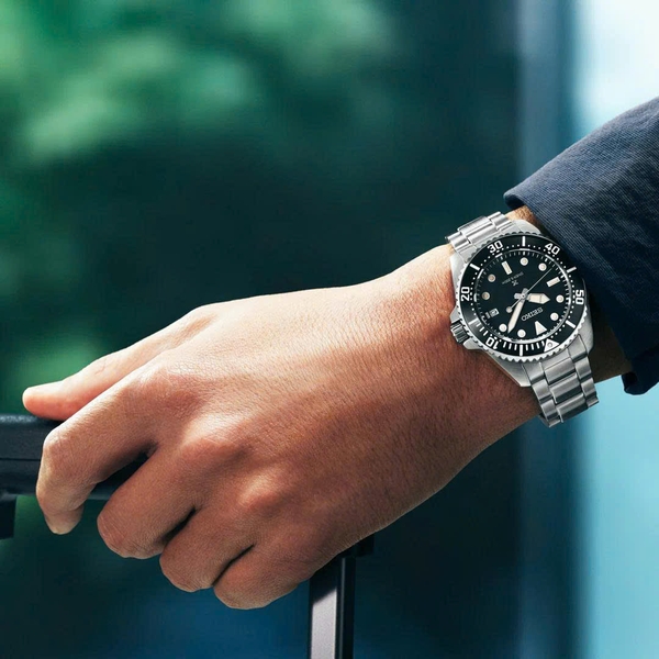  Seiko Automatic Prospex SNE597P1