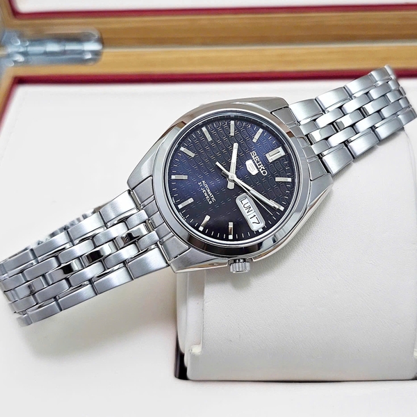  Seiko 5 Automatic  Blue SNK357K1 ( SNK357 )