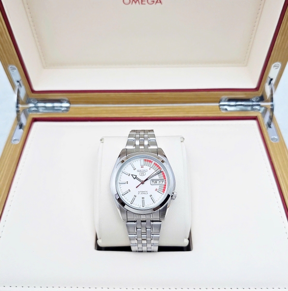 Seiko 5 Automatic SNK369K1