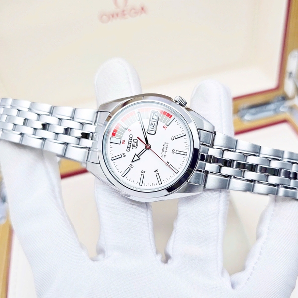 Seiko 5 Automatic SNK369K1