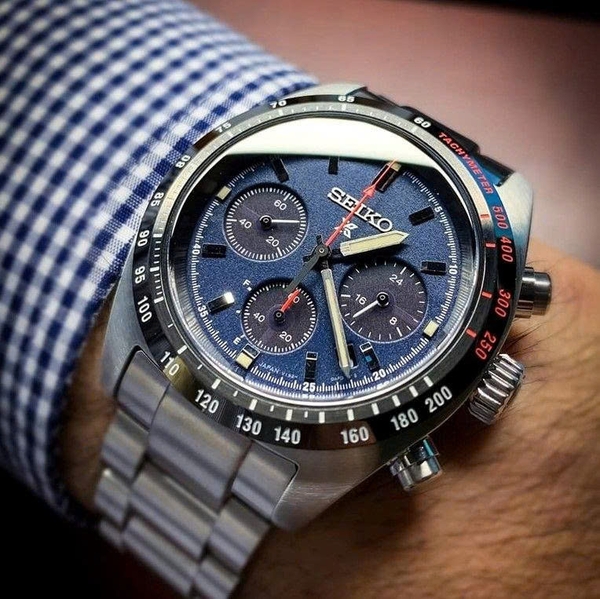 Seiko Quartz Solar Prospex Speedtimer SSC815P1 (SSC815)