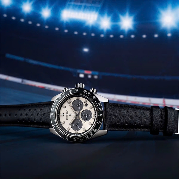  Seiko Quartz Solar Prospex Speedtimer SSC943P1
