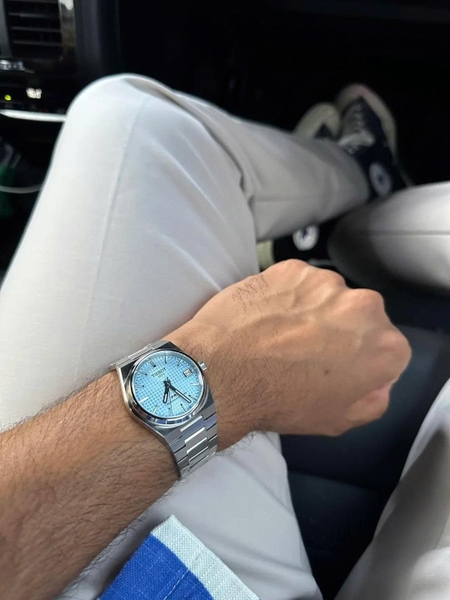  Unisex Tissot Automatic PRX Powermatic 80  Ice Blue  35mm T137.207.11.351.00 (T1372071135100)  