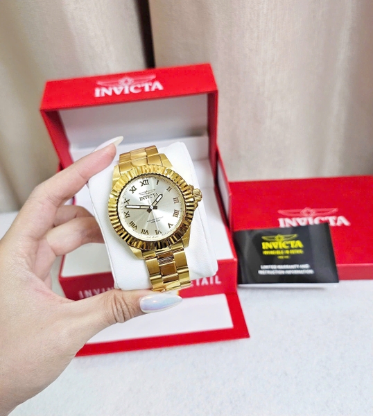 Invicta Quartz 16739 