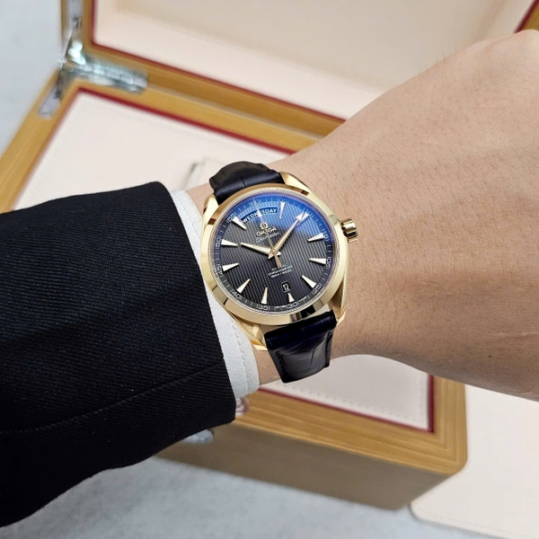 Đồng Hồ Nam Omega Automatic Seamaster Aqua Terra 231.53.42.22.06.001 ( 23153422206001 )