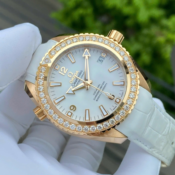 Đồng Hồ Nam Omega Automatic Seamaster Planet Ocean 232.58.42.21.04.001 ( 23258422104001 )
