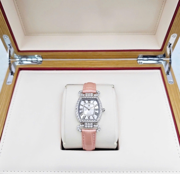  Royal Quartz 4670 Da Hồng Mặt Trắng