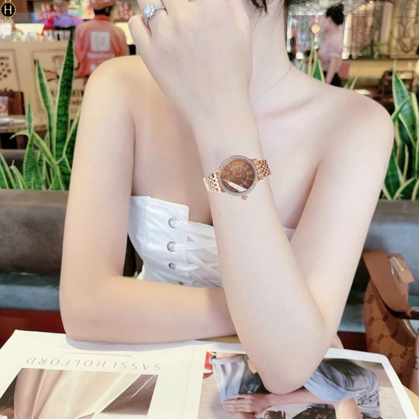Đồng Hồ Nữ Gv2 By Gevril Quartz Astor III Diamond 9157B