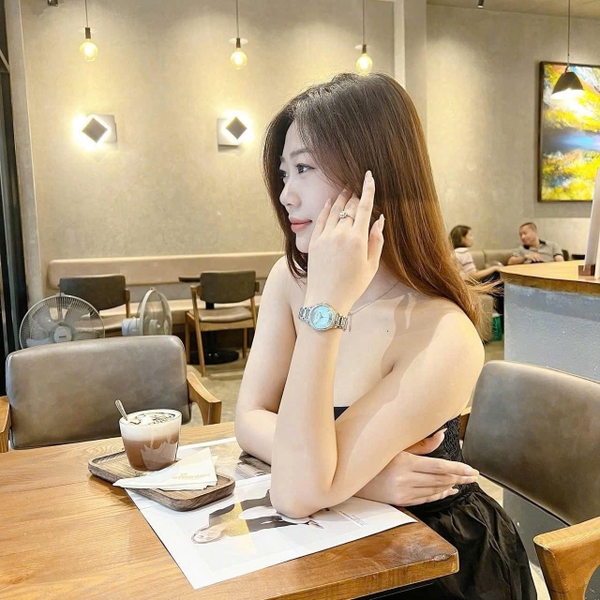 Đồng Hồ Nữ Bulova Quartz Ladies’ Crystal 96L288