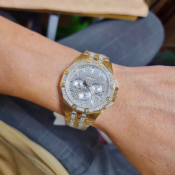 Đồng Hồ Nam Bulova Quartz Octava Crystal 98C126