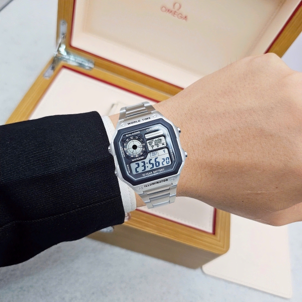 Casio Quartz AE-1200WHD-1AVDF