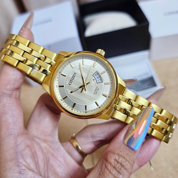 Citizen Quartz BI1052-85P 