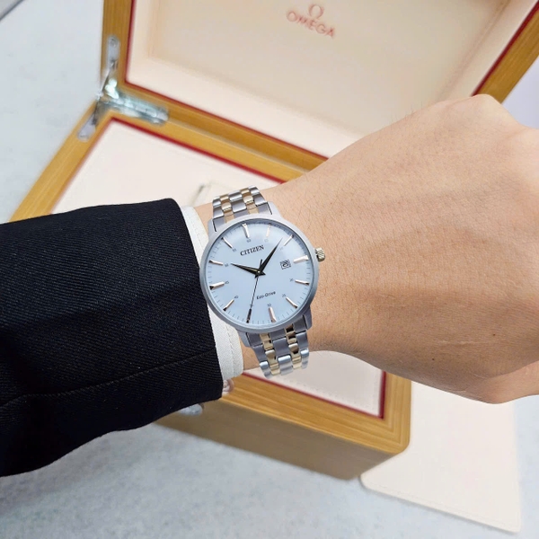 Đồng Hồ Nam Citizen Quartz Eco-Drive Demi Gold White Dial BM7466-81H