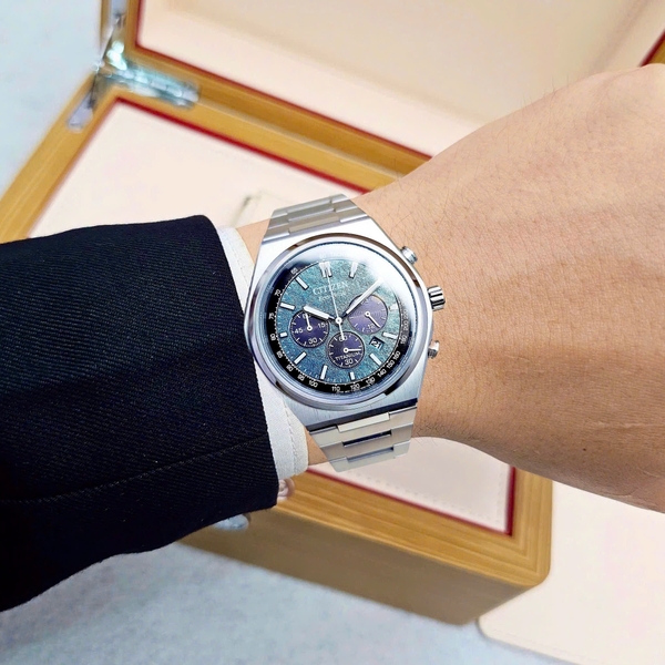 Đồng Hồ Nam Citizen Quartz Eco-Drive Super Titanium Chronograph CA4610-85X