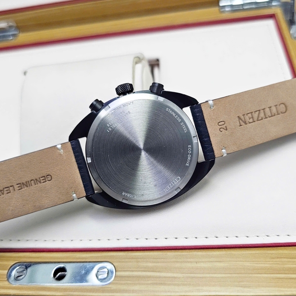 Citizen Quartz Eco-Drive CA7048-08L