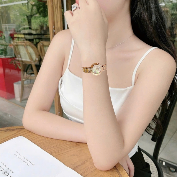 Đồng Hồ Nữ Citizen Quartz Eco-Drive L EM0463-51Y