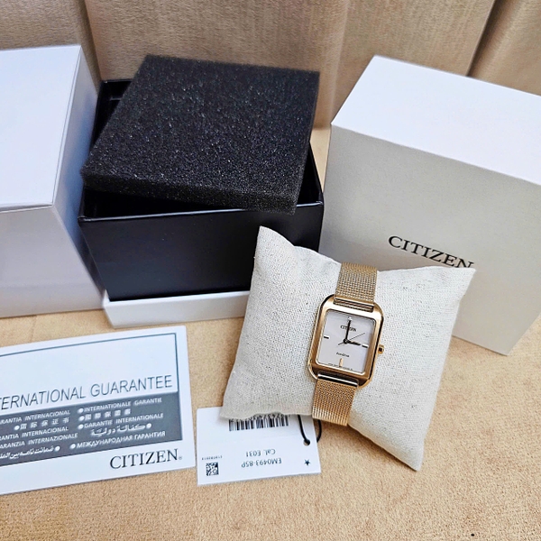 Đồng Hồ Nữ Citizen Quartz Eco-Drive EM0493-85P