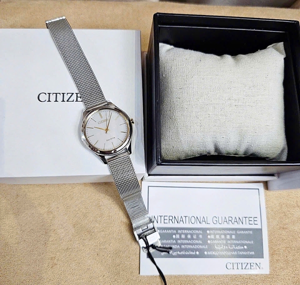 Citizen Eco-Drive EM0504-81A