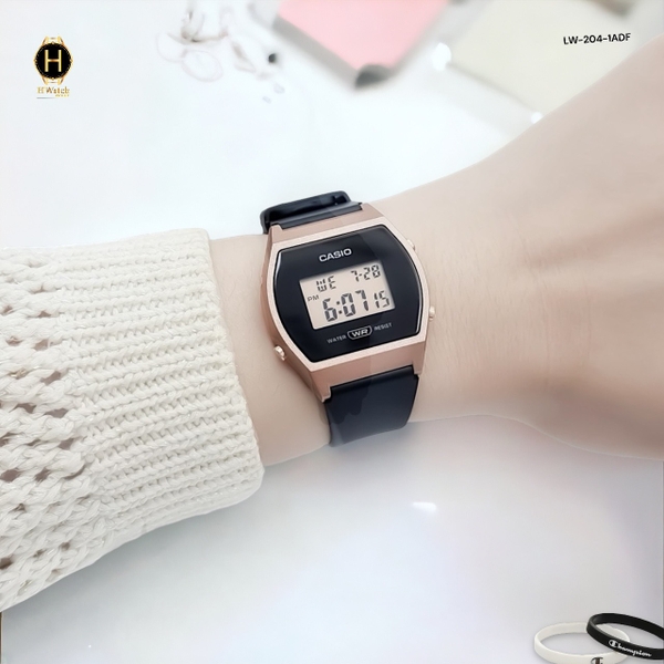 Đồng Hồ Nữ Casio LW-204-1ADF Dây Cao Su Đen Mặt Đen Viền Hồng