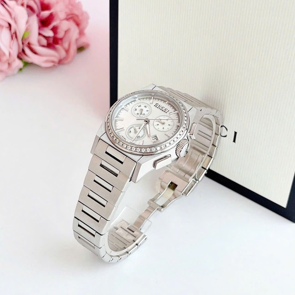 Đồng Hồ Nữ Gucci Quartz Pantheon YA115408