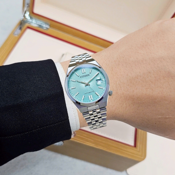 Đồng Hồ Unisex Citizen Automatic Tsuyosa 60 37mm NK0030-51X