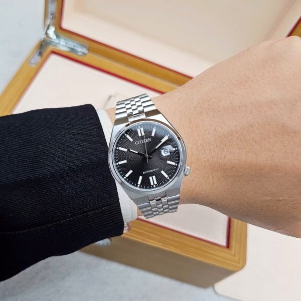 Đồng Hồ Nam Citizen Automatic Tsuyosa 60 Black NK0020-55E