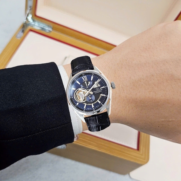 Đồng Hồ Nam Orient Star Automatic Semi Skeleton Joker Blue RE-AV0005L00B ( RE-AV0005L00Z ) ( RE-AV0005L )