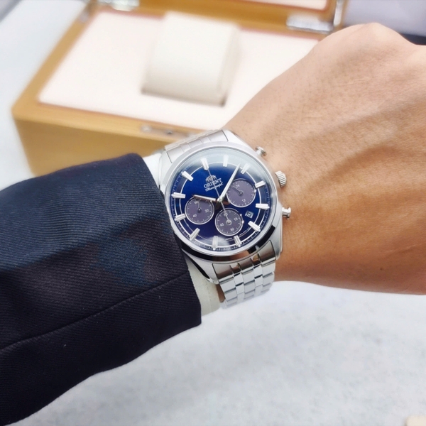 Đồng Hồ Nam Orient Quartz Solar Contemporary Chronograph RA-TX0303L10B