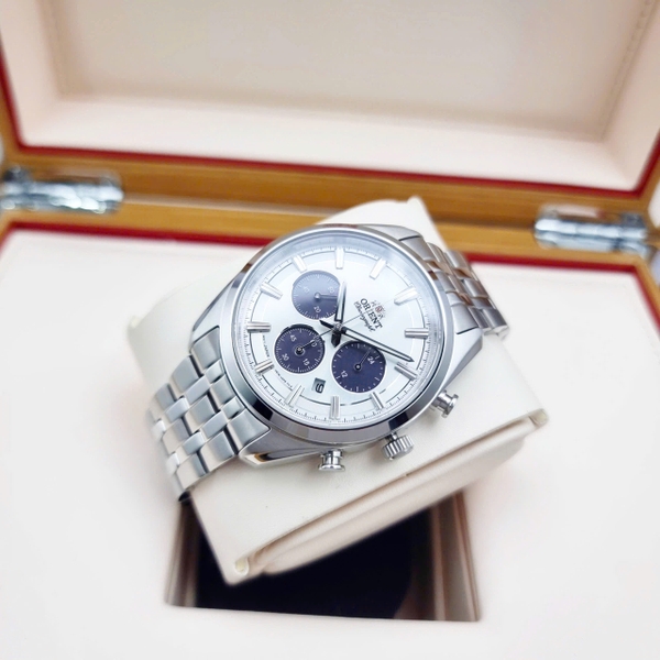 Orient Quartz Solar Contemporary Chronograph RA-TX0305S10B