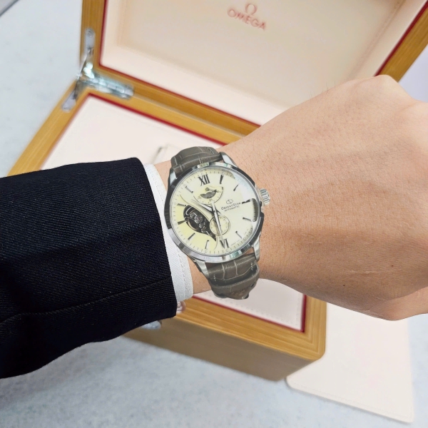 Đồng Hồ Nam Orient Star Automatic Contemporary Layered Skeleton RK-AV0B10G