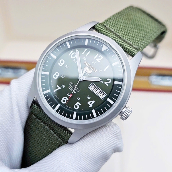 Seiko 5 Automatic Sports SNZG09J1 ( SNZG09 )