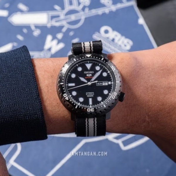 Đồng Hồ Nam Seiko 5 Automatic Sports SRPC67K1