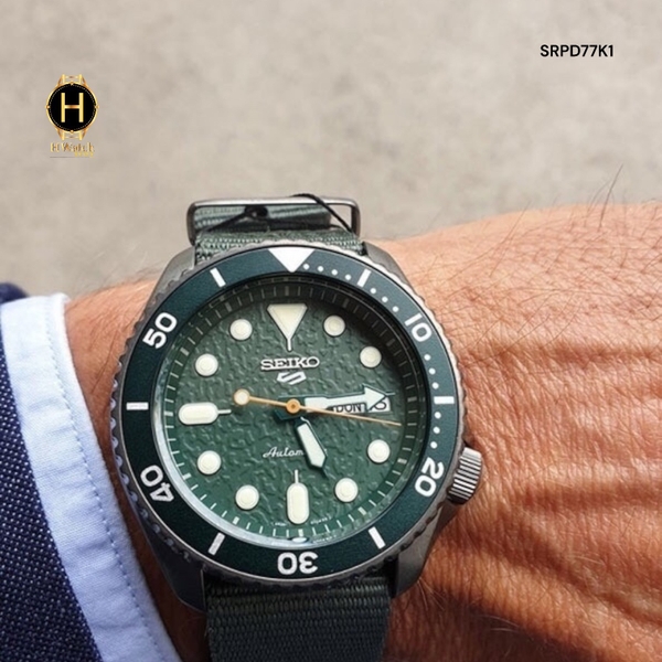 Đồng Hồ Nam Seiko 5 Automatic SRPD77K1 Sport Dây Dù Mặt Xanh.