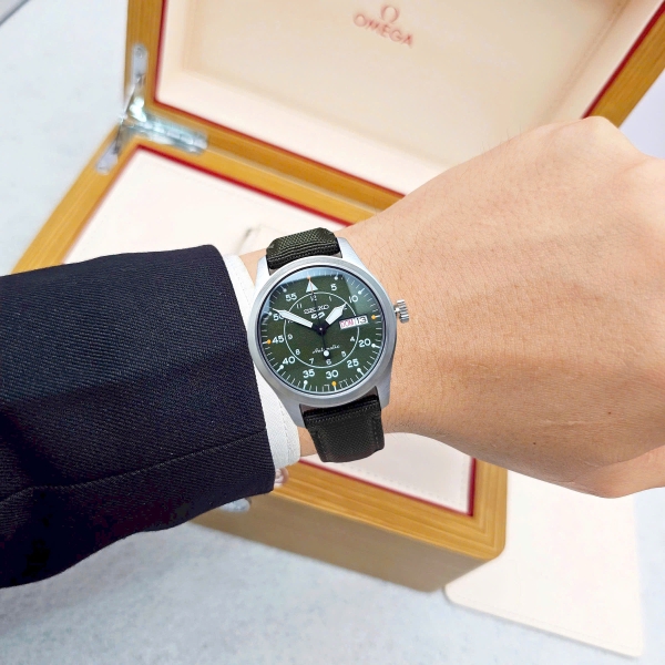 Seiko 5 Sports Automatic Field quân đội SRPH29K1 ( SRPH29 )