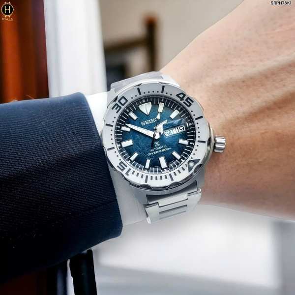 Đồng Hồ Nam Seiko Automatic Diver’s SRPH75K1 Dây Sắt Trắng Mặt Xanh