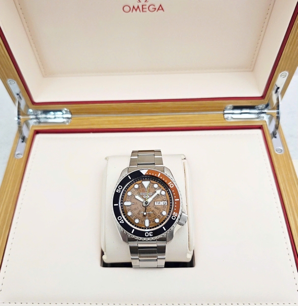 Seiko 5 Automatic Sport Skeleton Style SRPJ47K1 SRPJ47 SRPJ47J1