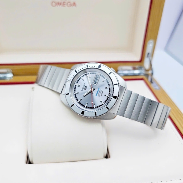 Seiko 5 Automatic Heritage Re-creation Limited Edition SRPL03